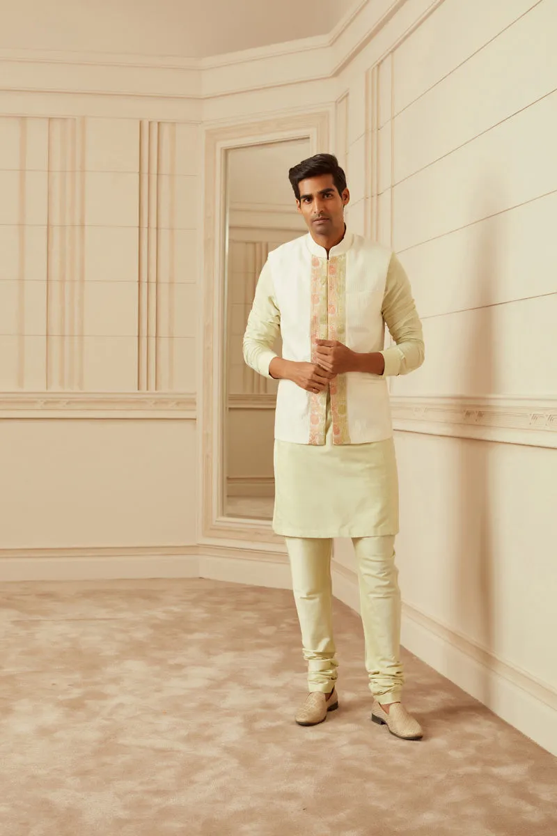 Contrast Kurta Bundi Set