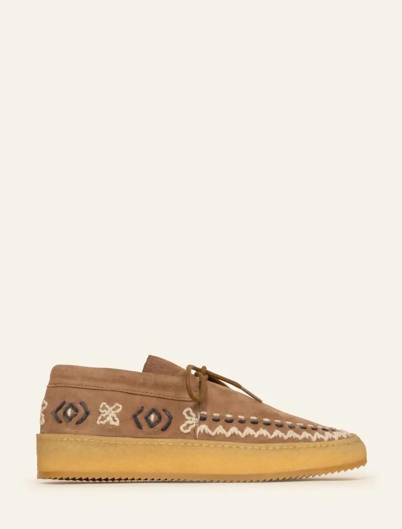 Komo Crochet Moccasin Camel Suede