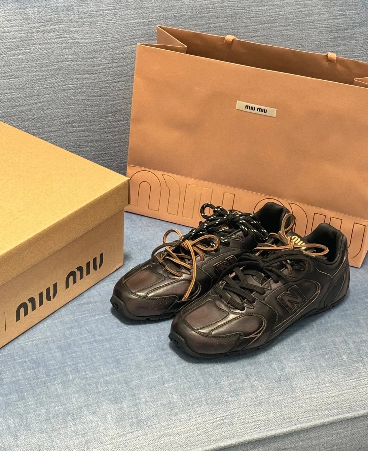 SE1465 New Balance X Miu Miu 530 SL Leather Sneakers / Size5-10