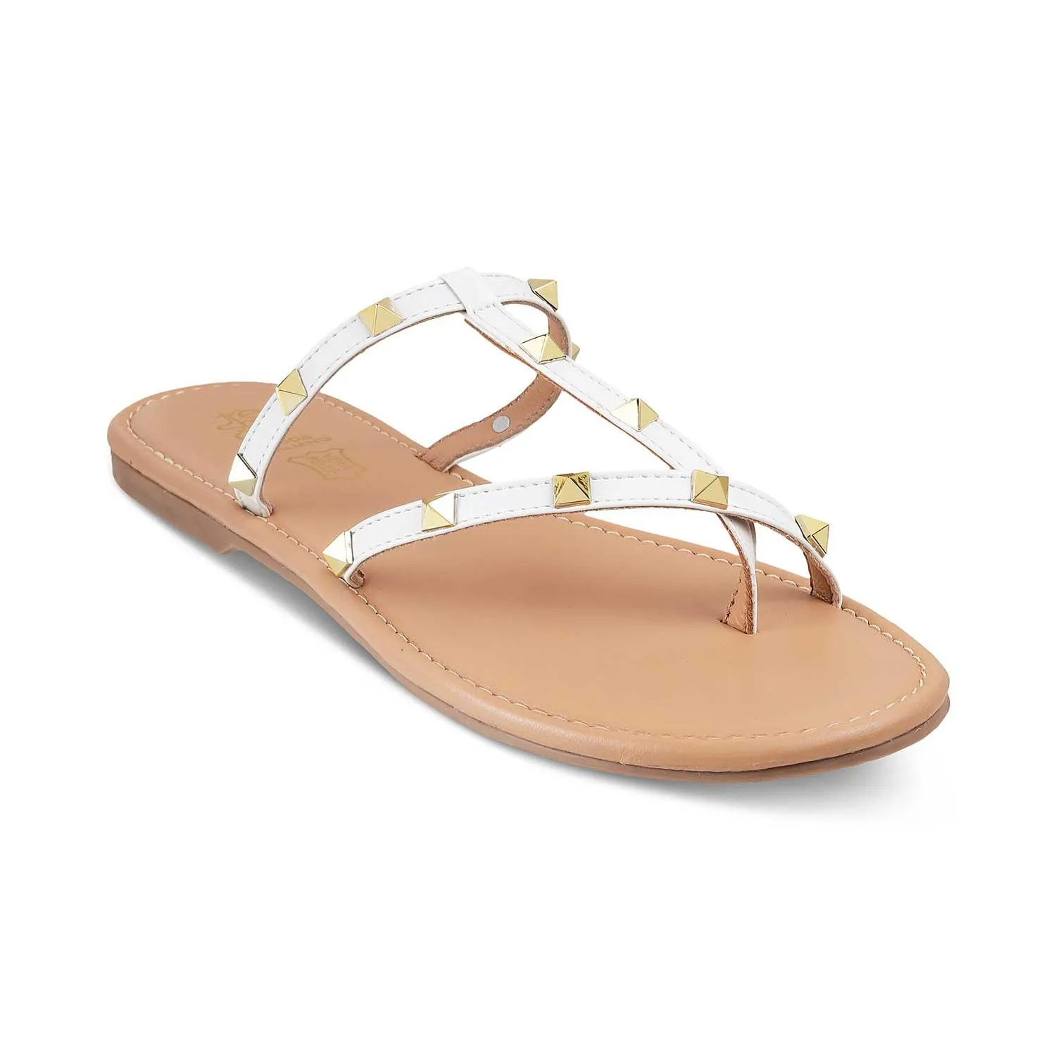 The Astud White Women's Casual Flats Tresmode