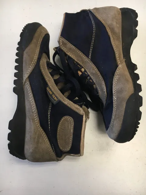 Used Vasque grey/blue Womens 6 Hiking Boots